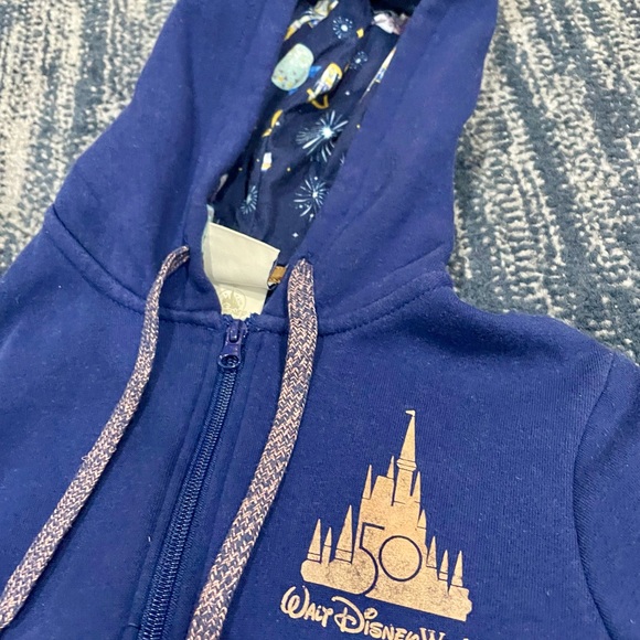 Walt Disney World park exclusive 50th anniversary limited edition sweatshirt - Picture 3 of 6